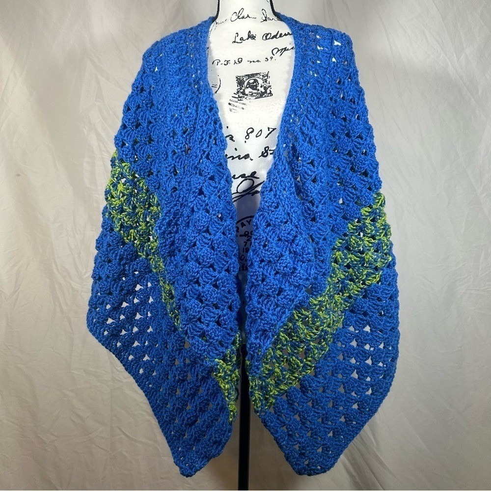 Handmade Crochet Wrap Shawl Blue & Green One Size Cottagecore Grandmacore - Picture 4 of 6